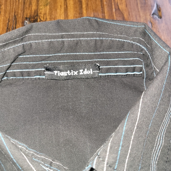 PLASTIX IDOL - Picture 2 of 5